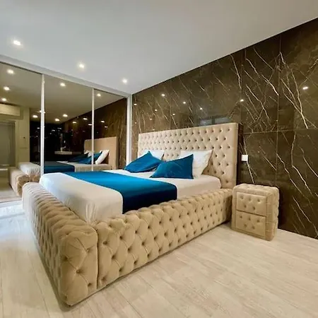 Villa Nova Mansao La *