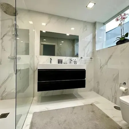 Nova Mansao La Villa *